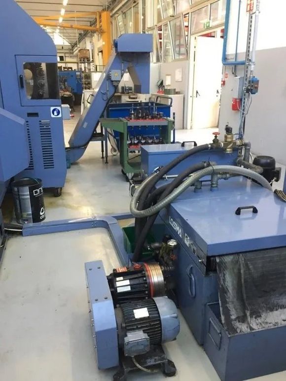 macchinari-industriali-PESENTI-MACCHINUTENSILI-+Curno-119-576w